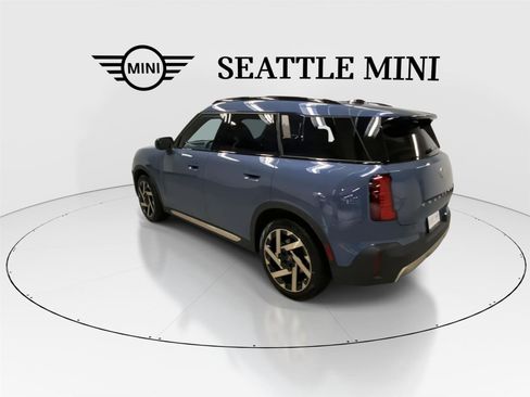 Certified 2025 MINI Cooper Countryman S w/ Comfort Package Max image 8