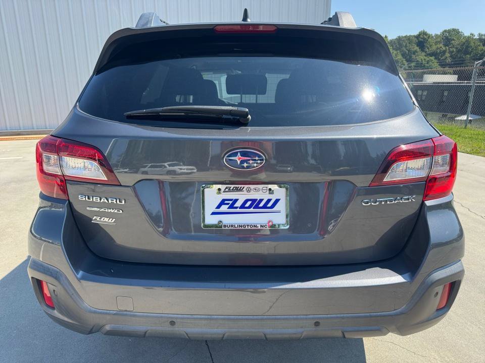 Used 2019 Subaru Outback 2.5i Limited AWD/4WD image 18