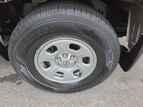Certified 2024 Nissan Frontier S w/ Technology Package RWD image 13