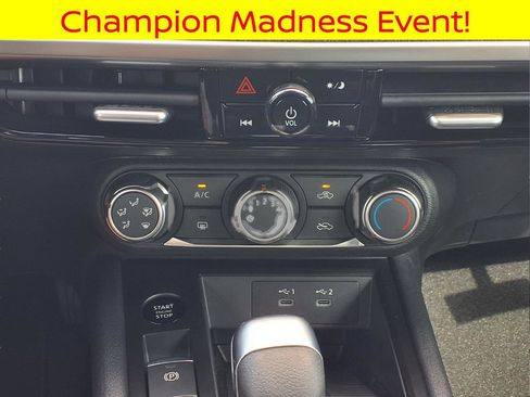 New 2026 Nissan Kicks S image 16