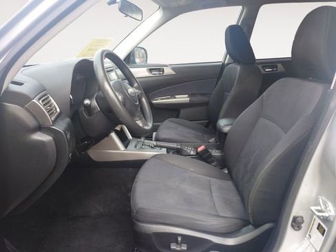 Used 2010 Subaru Forester 2.5X Premium image 9