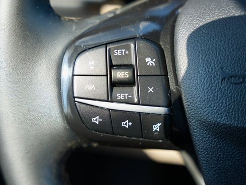 Used 2022 Ford Escape Titanium image 17