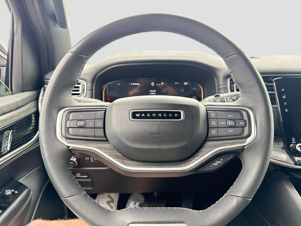 Used 2024 Jeep Wagoneer Series II AWD/4WD image 12