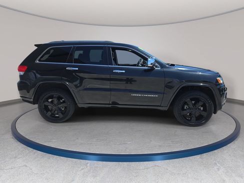 Used 2015 Jeep Grand Cherokee Overland AWD/4WD image 5