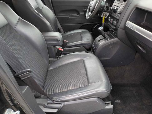 Used 2015 Jeep Compass Sport image 20