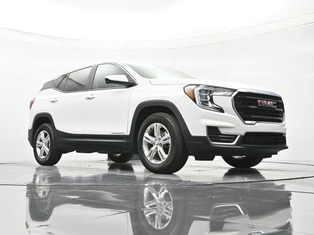 Used 2024 GMC Terrain SLE FWD image 38