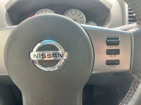 Used 2010 Nissan Frontier PRO-4X w/ Pro-4x Value Truck Pkg AWD/4WD image 25