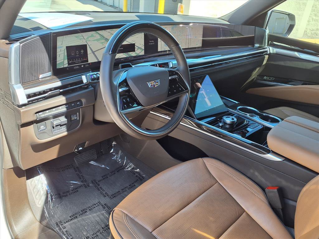 Certified 2025 Cadillac Escalade Premium Luxury w/ Touring Package AWD/4WD image 14