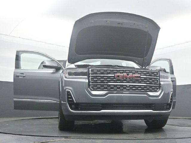 Used 2022 GMC Acadia Denali w/ Denali Ultimate Package AWD/4WD image 59