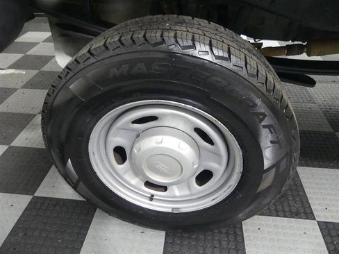 Used 2016 Ford F250 XL w/ Snow Plow Prep Package image 13