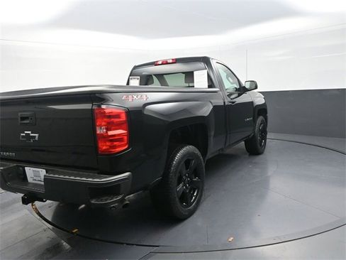 Used 2018 Chevrolet Silverado 1500 W/T w/ Black Out Edition image 7