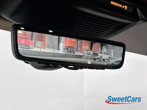 Used 2024 Land Rover Range Rover Sport AWD/4WD image 32
