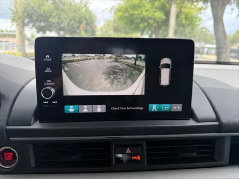 Used 2023 Honda Pilot EX-L image 27