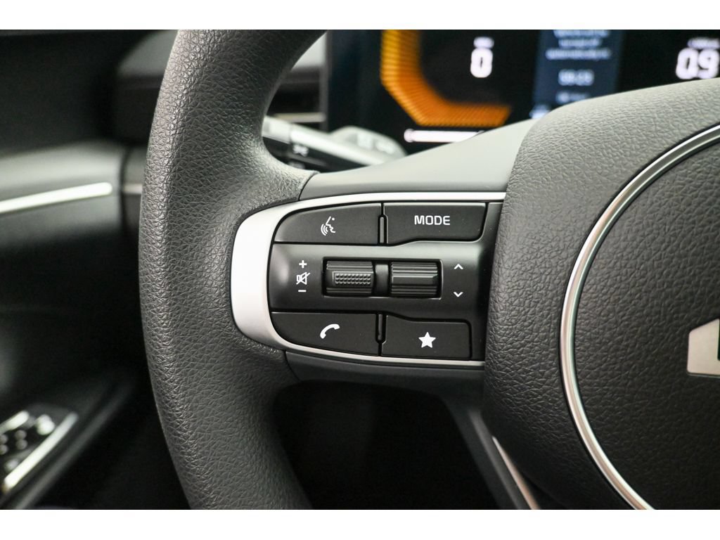 New 2026 Kia K5 LXS FWD image 20