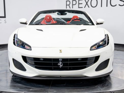 Used 2019 Ferrari Portofino image 28