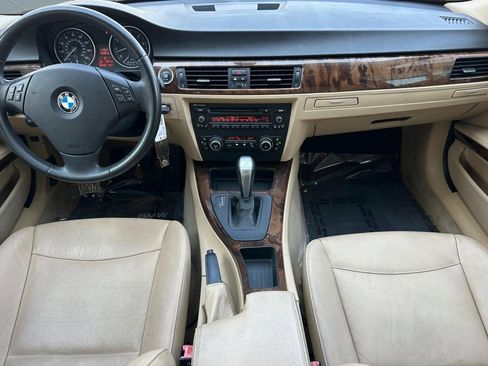 Used 2011 BMW 328i Sedan RWD image 4