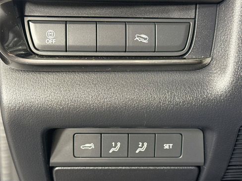 Used 2023 MAZDA CX-30 AWD 2.5 S w/ Premium Package image 16