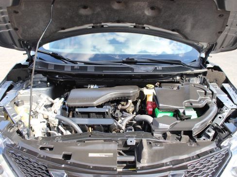 Used 2019 Nissan Rogue Sport SV image 8