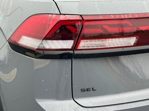 New 2026 Volkswagen Atlas Cross Sport SEL R-Line AWD/4WD image 14