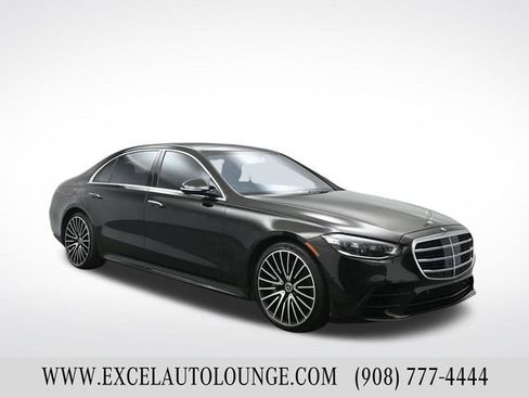 Used 2021 Mercedes-Benz S 580 4MATIC Sedan w/ AMG Line image 8