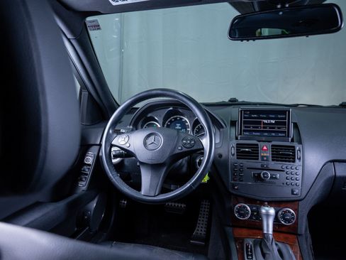 Used 2010 Mercedes-Benz C 300 4MATIC Sedan image 13