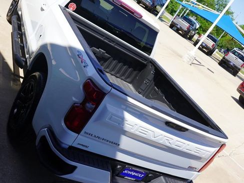 Used 2025 Chevrolet Silverado 1500 RST w/ Protection Package AWD/4WD image 15