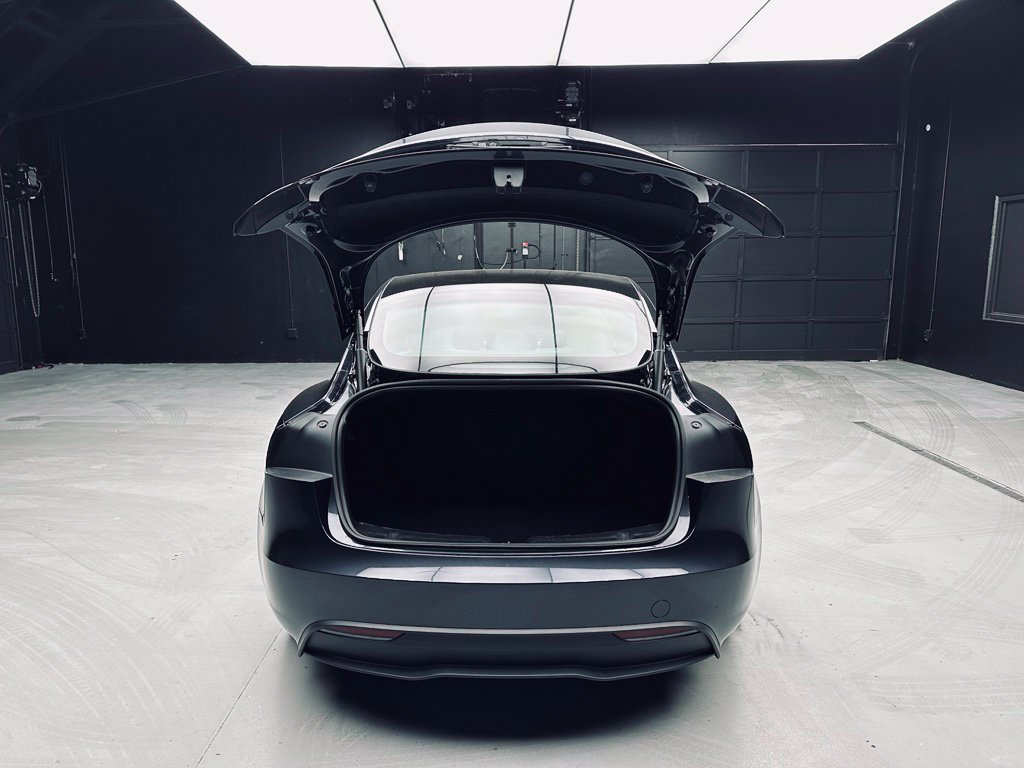 Used 2026 Tesla Model 3 RWD image 40