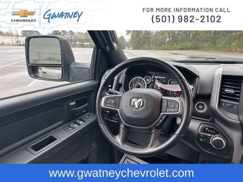 Used 2024 RAM 2500 Tradesman w/ Chrome Appearance Group image 25