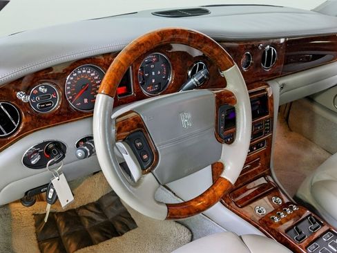 Used 1999 Rolls-Royce Silver Seraph image 21