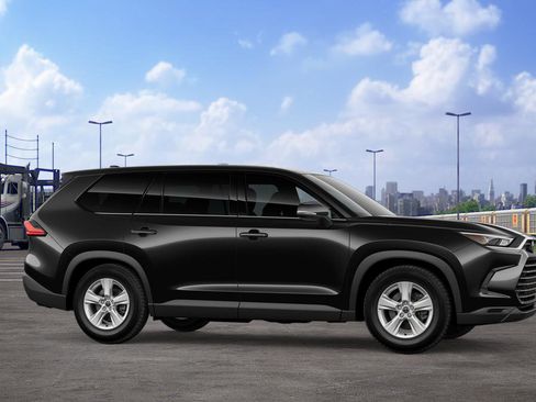 New 2026 Toyota Grand Highlander LE image 13