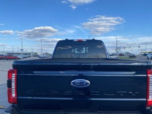Used 2023 Ford F250 Lariat w/ Lariat Ultimate Package AWD/4WD image 5