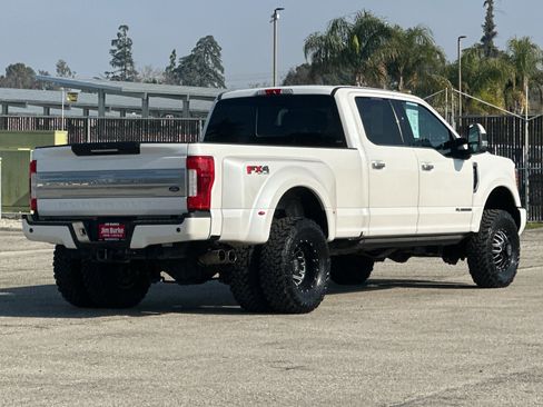 Used 2018 Ford F350 Limited image 4