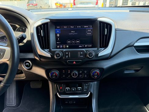 Used 2021 GMC Terrain SLT FWD image 19