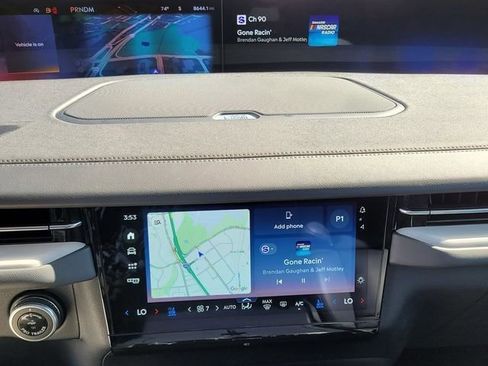 Certified 2025 Lincoln Navigator Reserve AWD/4WD image 14