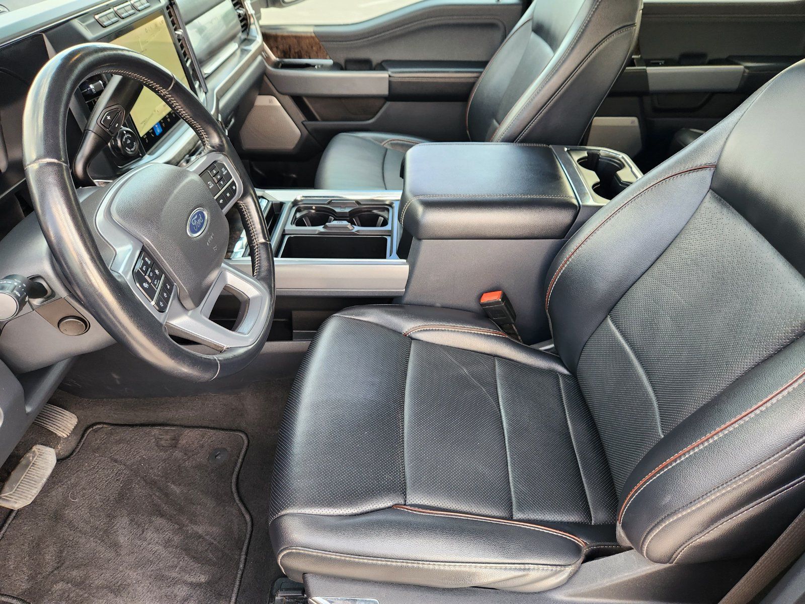 Certified 2024 Ford F350 Lariat w/ Lariat Ultimate Package AWD/4WD image 15