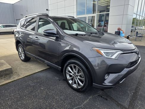 Used 2017 Toyota RAV4 Platinum image 1