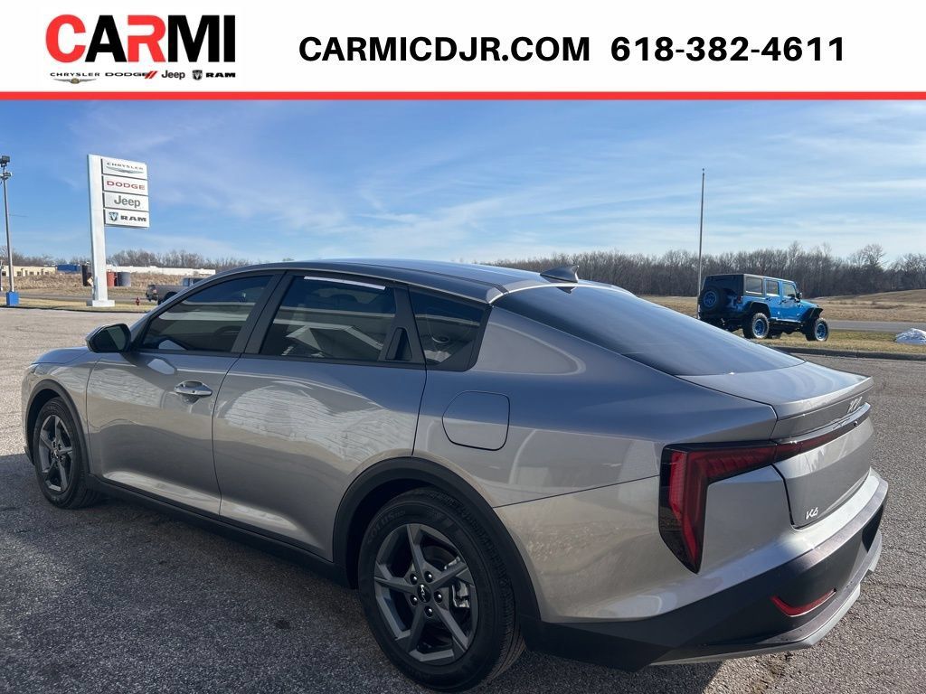 Used 2025 Kia K4 FWD image 4