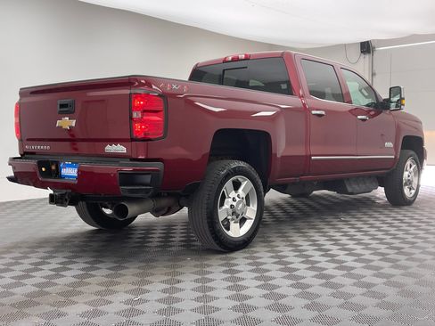 Used 2019 Chevrolet Silverado 2500 High Country w/ Duramax Plus Package AWD/4WD image 8