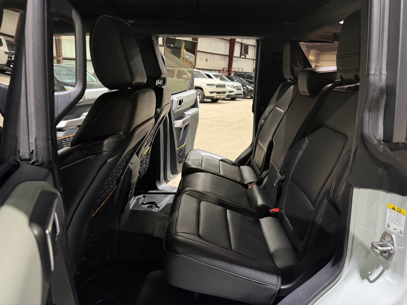 Used 2023 Ford Bronco Badlands AWD/4WD image 17