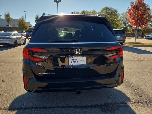 New 2026 Honda Odyssey EX-L image 5
