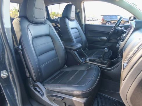 Used 2019 GMC Canyon Denali image 24