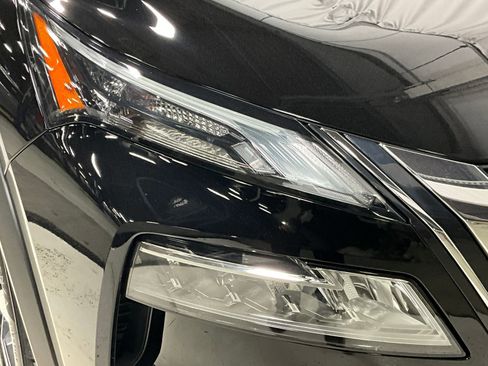 Used 2023 Nissan Rogue SL image 26