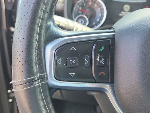 Used 2019 RAM 1500 Laramie AWD/4WD image 22