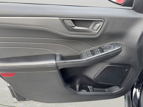 Used 2023 Ford Escape Active image 25