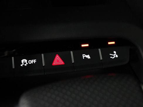 Used 2023 Audi R8 V10 performance RWD image 32