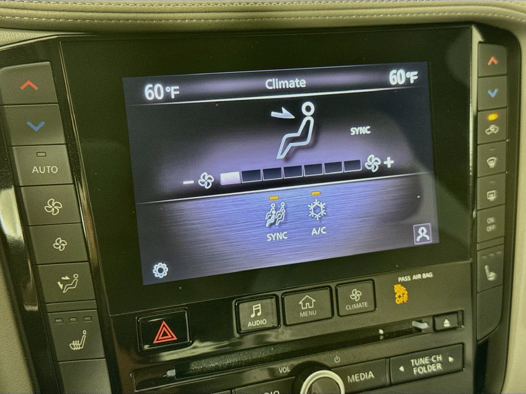 Certified 2025 INFINITI QX50 Luxe AWD/4WD image 21