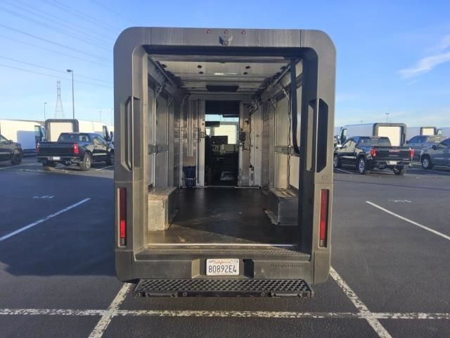 Used 2023 Chevrolet Brightdrop 600 w/ Active Safety Package 2 AWD/4WD image 3