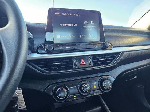 Used 2024 Kia Forte LXS image 20