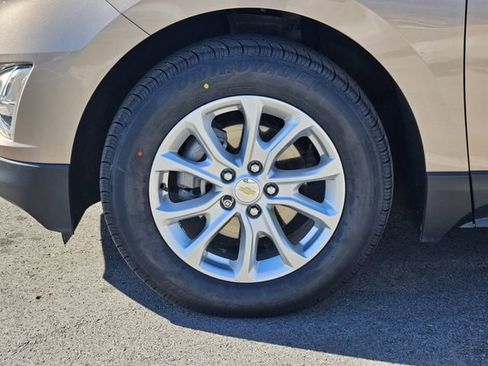 Used 2018 Chevrolet Equinox LT image 13