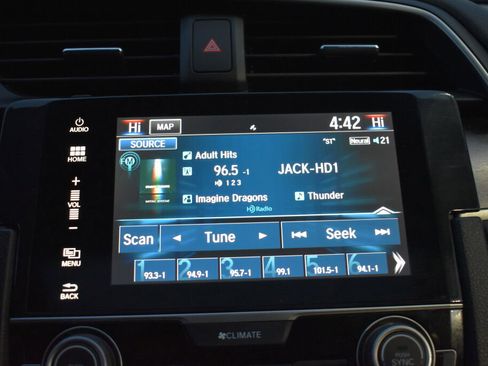 Used 2017 Honda Civic Touring image 21